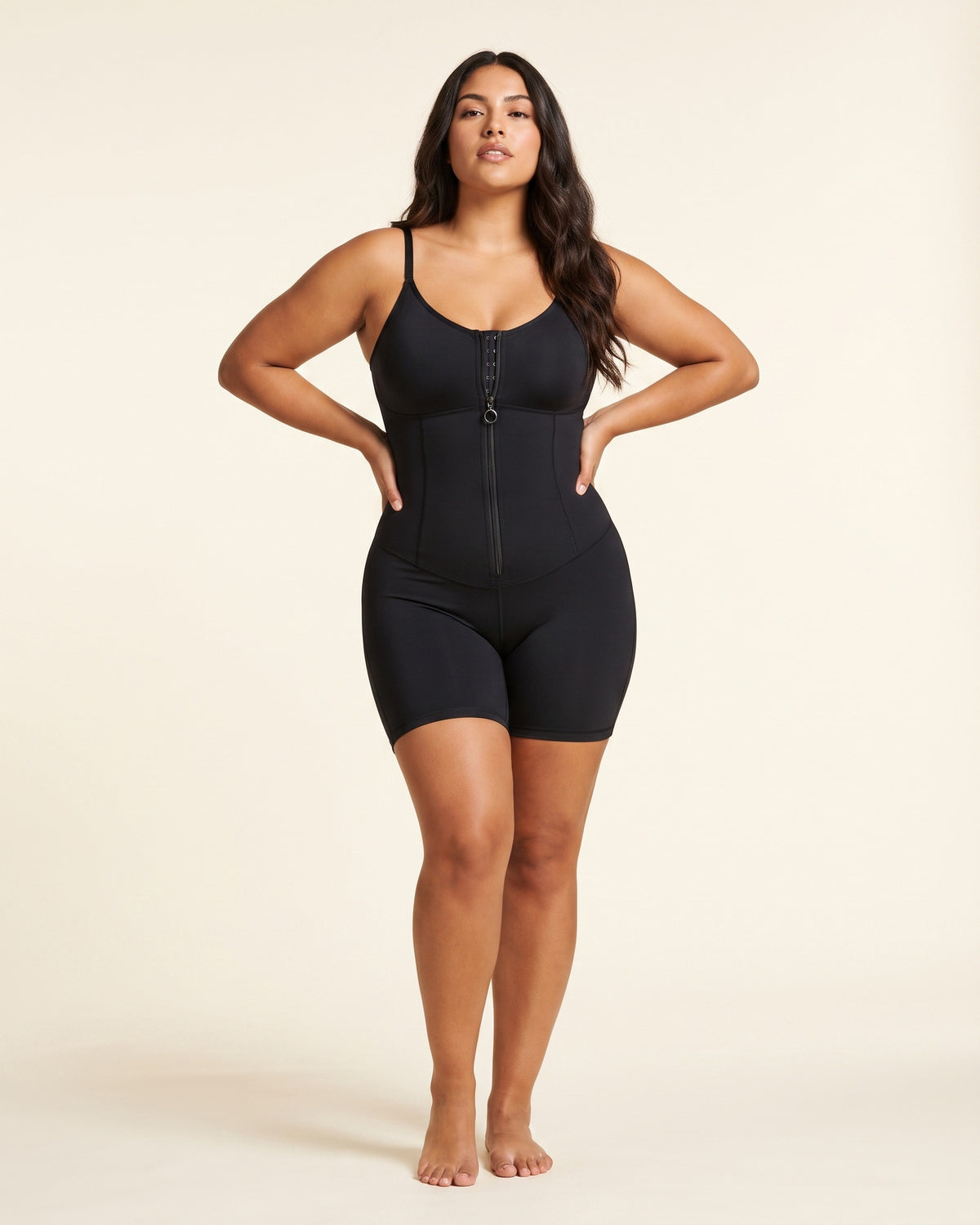 Sculpt Bodysuit - modelo com bodysuit modelador BONDIFORM